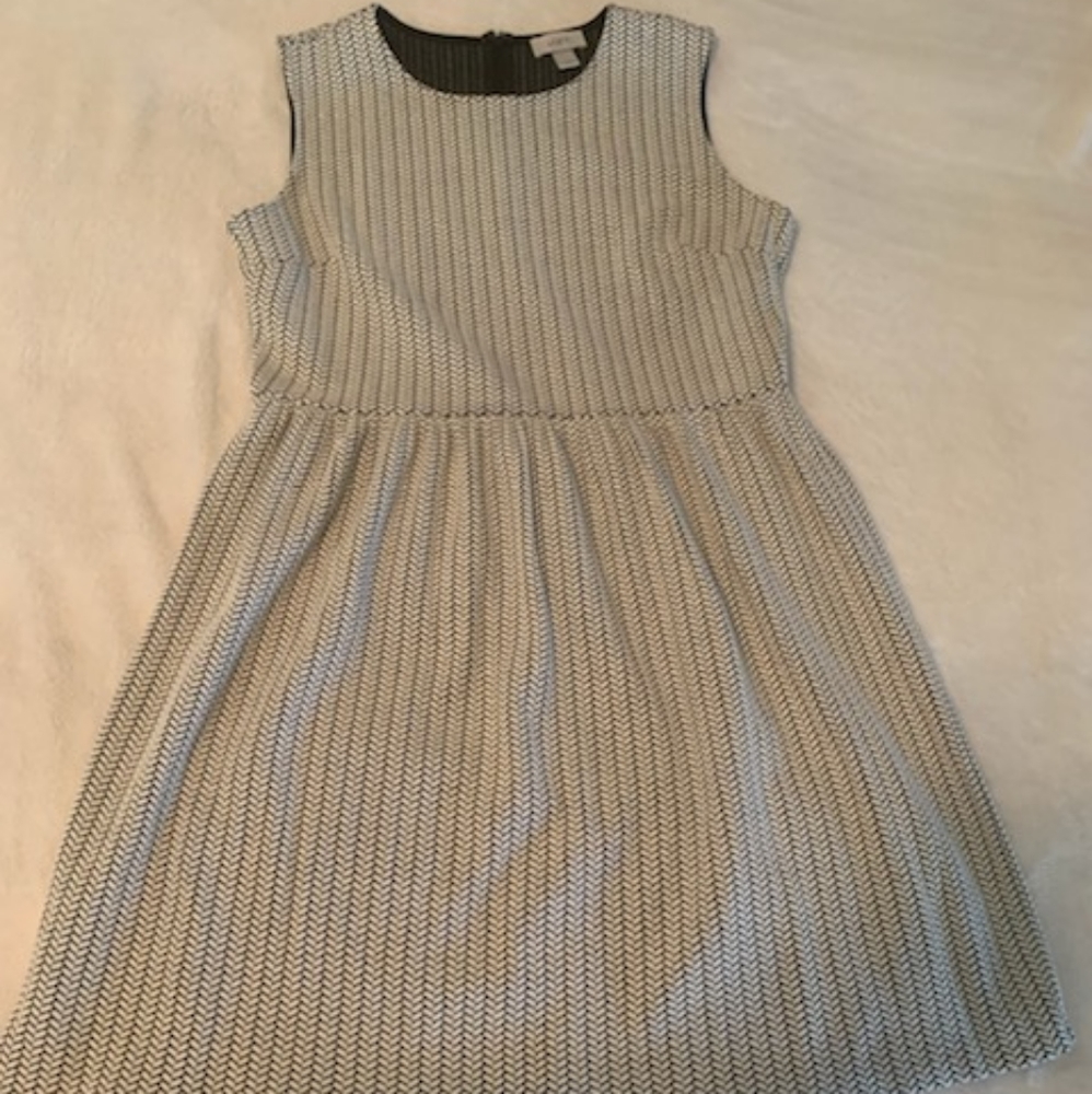 Loft black and white zip up back dress